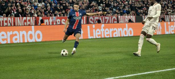 勒沃库森在主场取得胜利，继续追赶领先球队的简单介绍