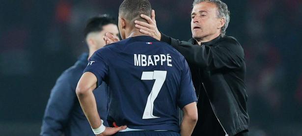 乐鱼体育官方-巴黎惨遭淘汰，无缘欧冠半决赛