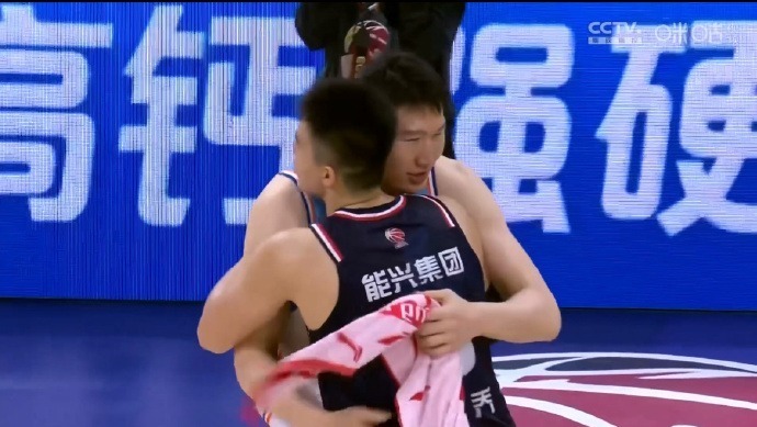 关于凭借一波广州队，欧洲杯成功绝杀，现场球迷泪目的信息