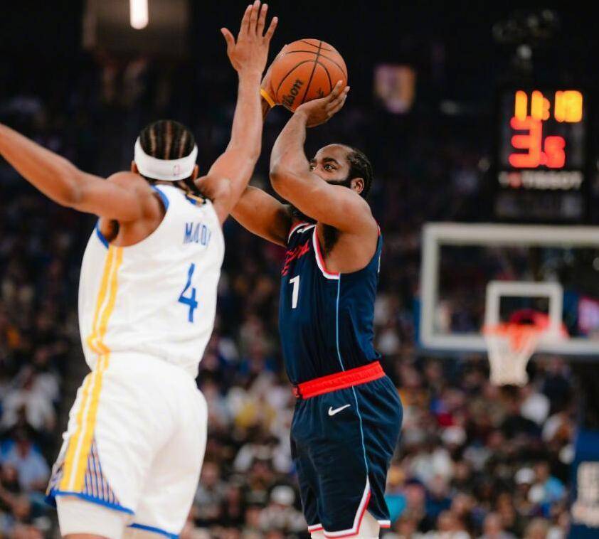NBA总决赛首轮战罢勇士狂胜火箭