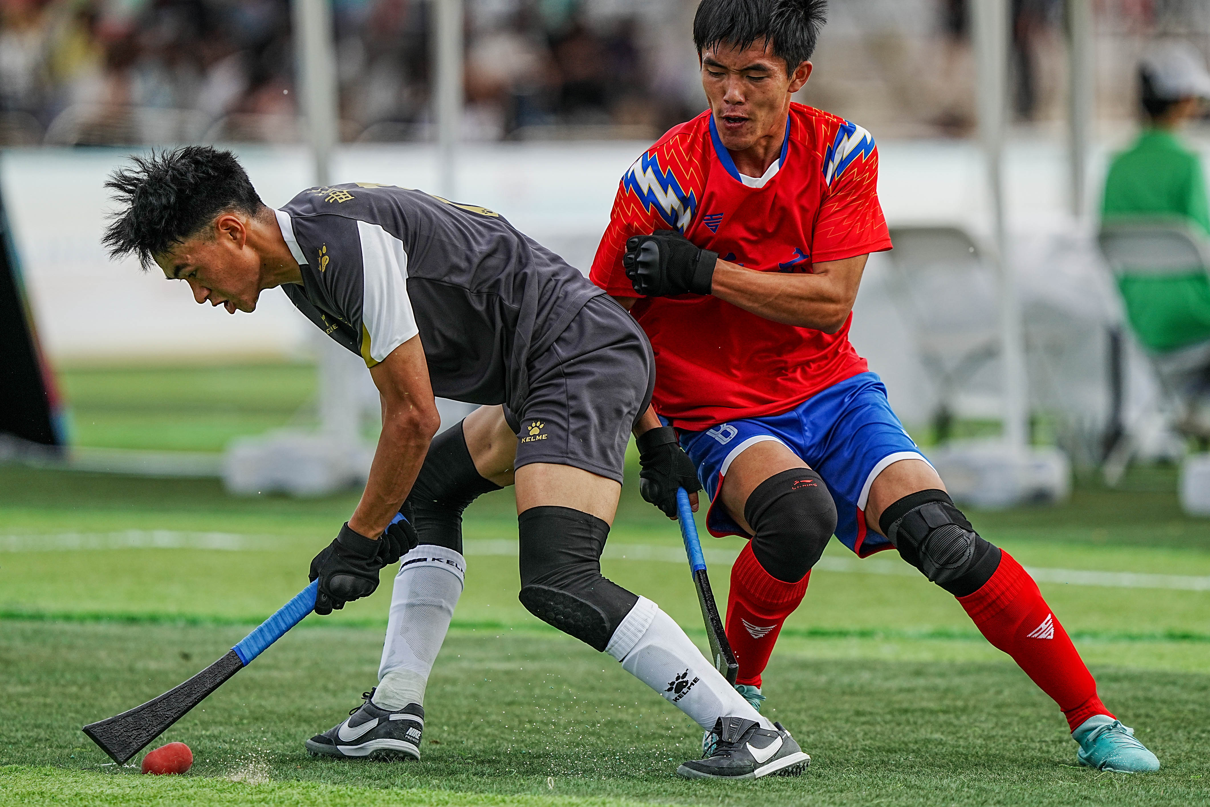 青海男篮在比赛中展现出强大的实力 青海男篮在比赛中展现出强大的实力