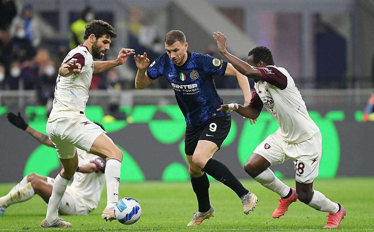 乌迪内斯备战下轮比赛,迎接新挑战 乌迪内斯备战下轮比赛,迎接新挑战