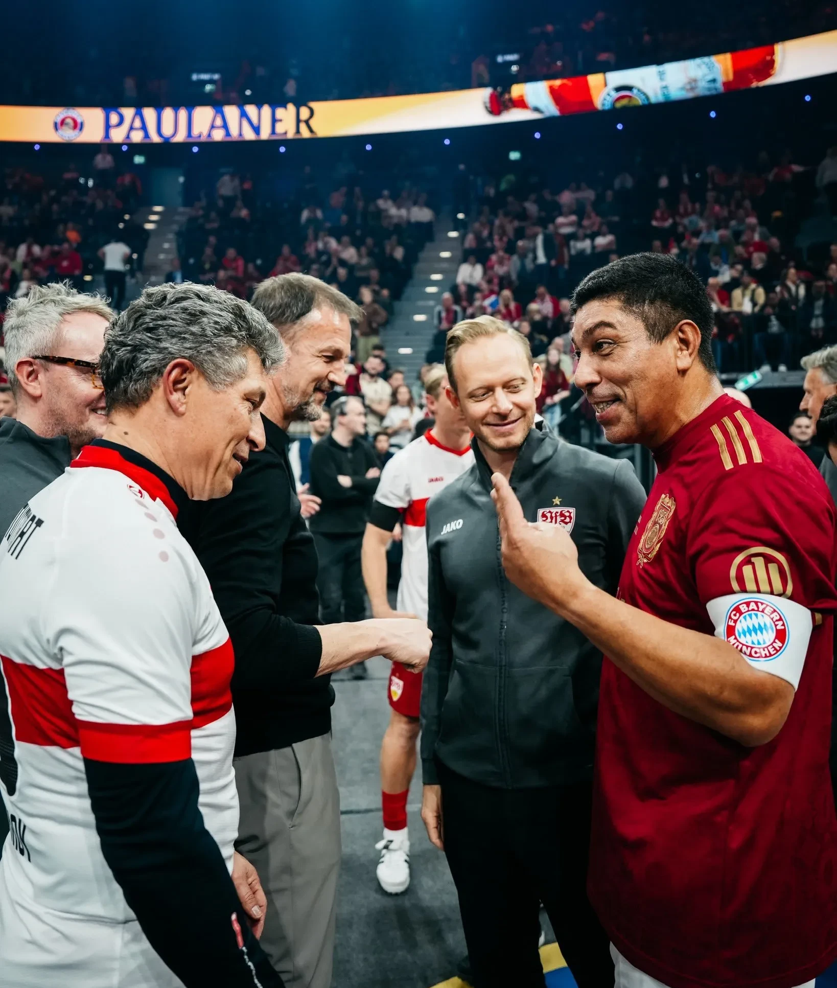 梅斯球员被曝光参加聚会,引发球队内部纠纷的简单介绍 梅斯球员被曝光参加聚会,引发球队内部纠纷的简单介绍