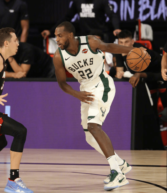 包含MVP候选人再度狂砍三十加分,领队赢球的词条 包含MVP候选人再度狂砍三十加分,领队赢球的词条