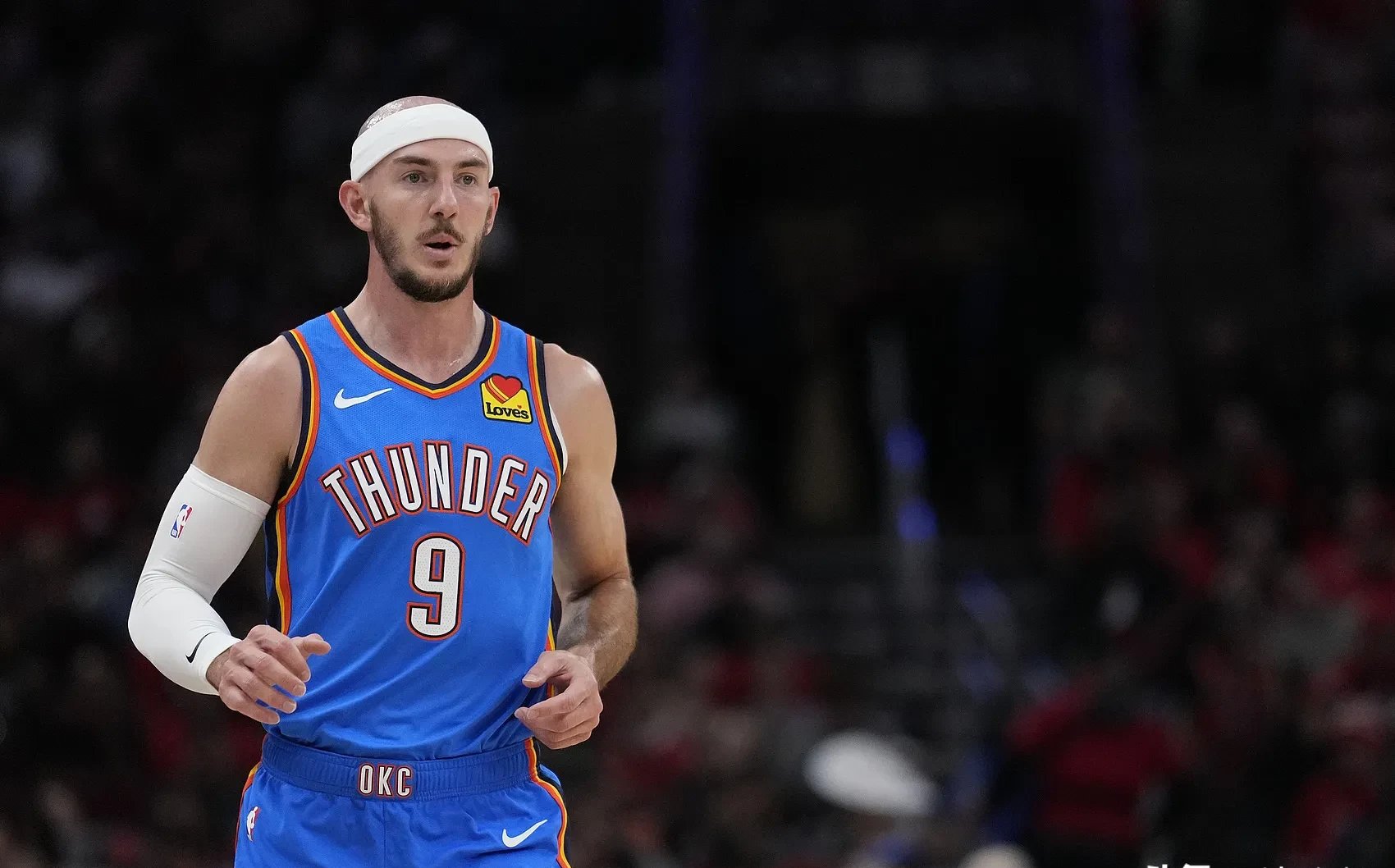 包含猛龙内线策应发挥稳固,球队在关键时刻表现出色的词条 包含猛龙内线策应发挥稳固,球队在关键时刻表现出色的词条