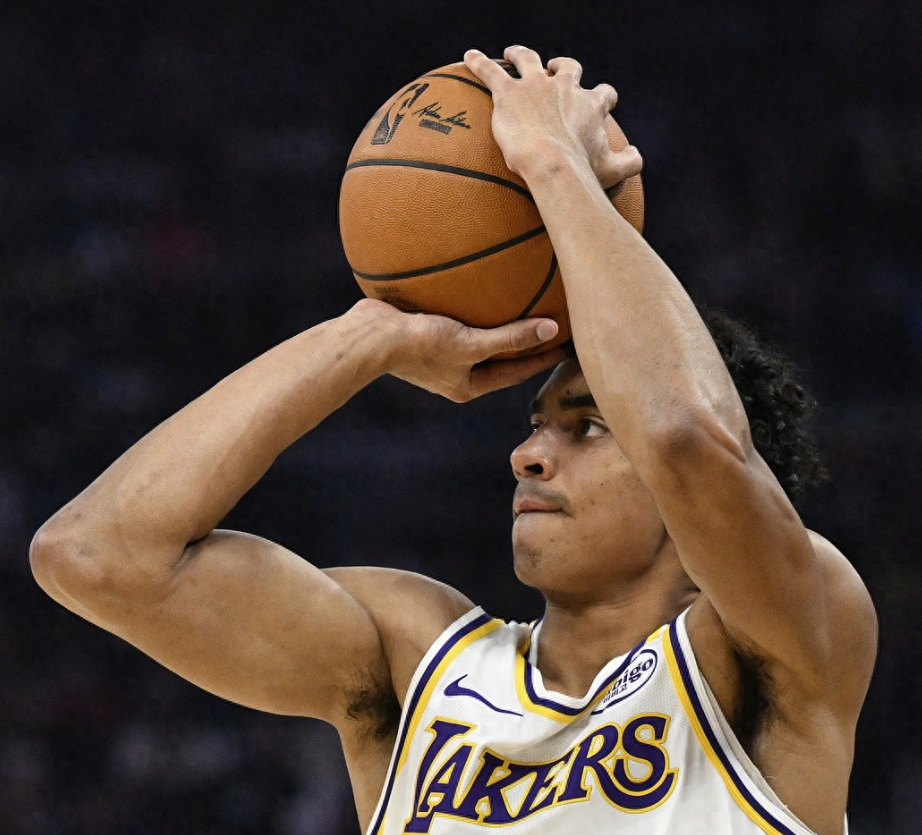 奇才主场大胜,士气大振 奇才主场大胜,士气大振