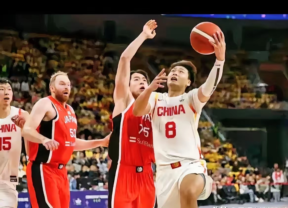 湖南男篮成功击败强敌，展现出色适应能力