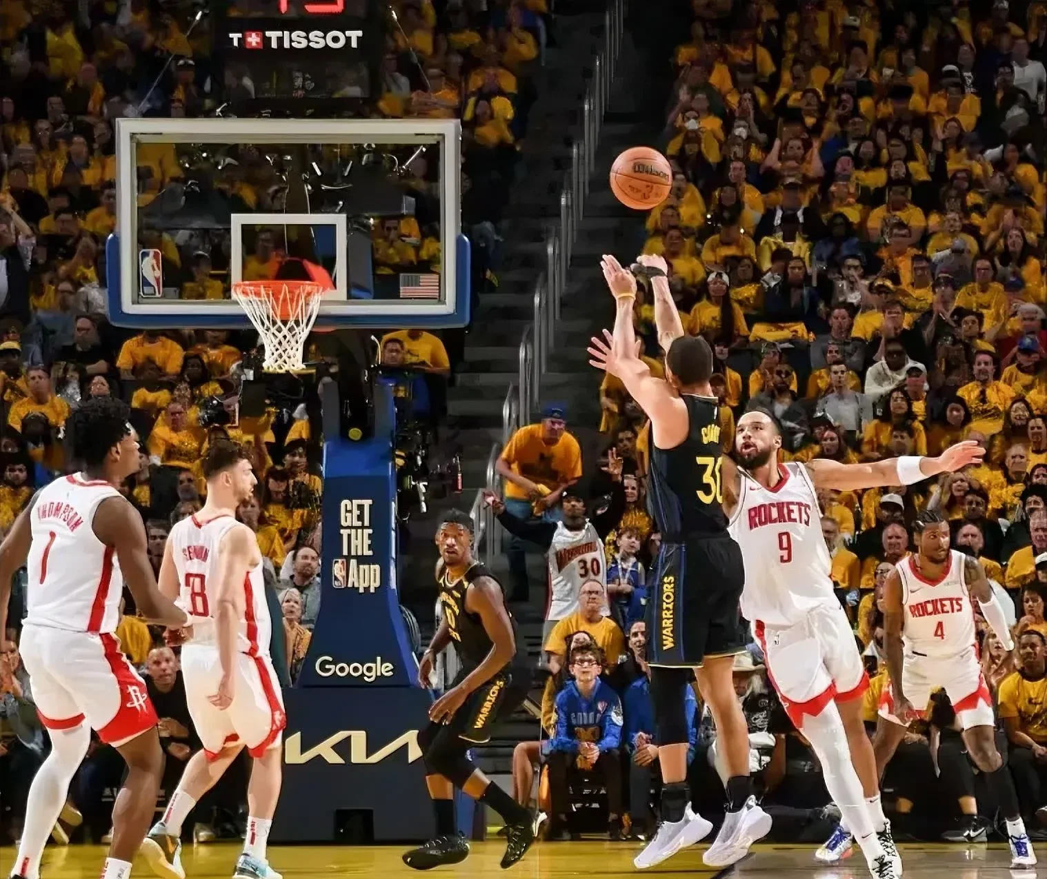 火箭客场击败魔术,追赶西部领跑 火箭客场击败魔术,追赶西部领跑