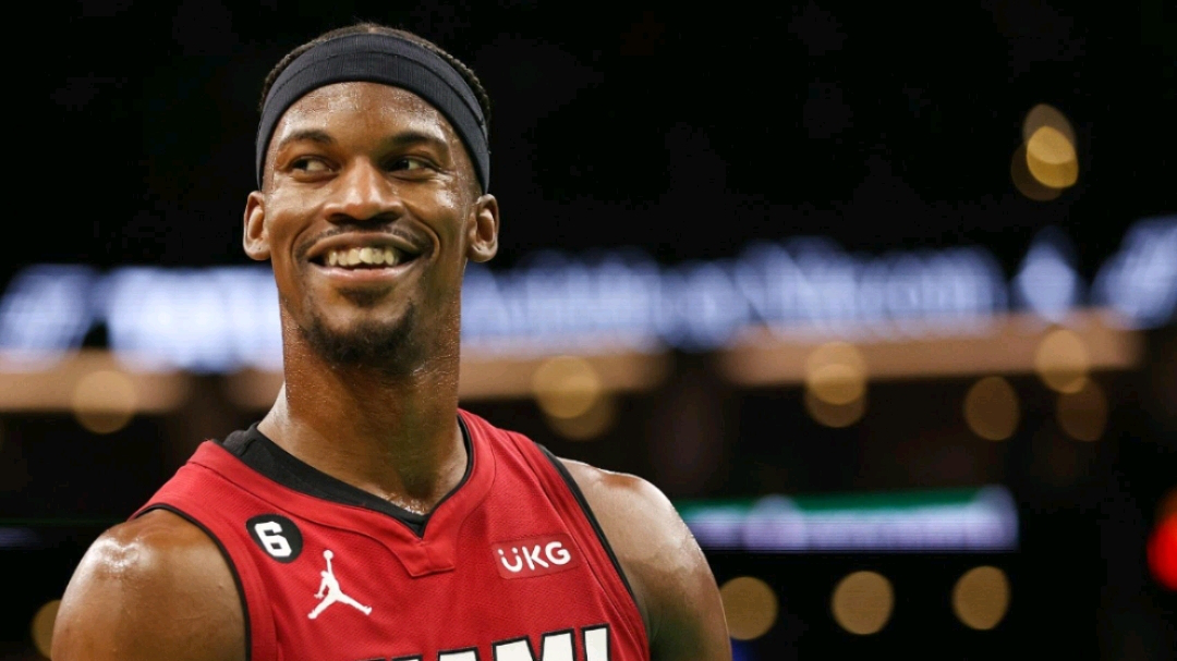 包含热火大胜篮网，取得五连胜的词条