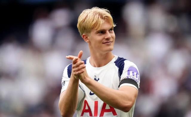 关于热刺魔笛技高拥有大将，白马英杰身价的信息